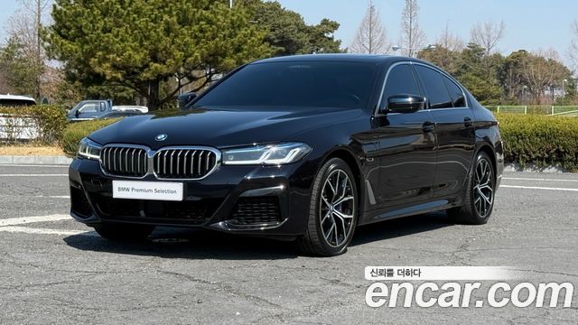 BMW 5-Series 530e M Sport, 2022