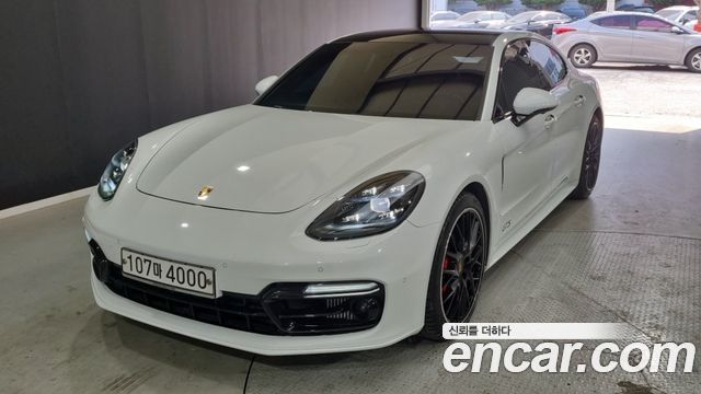 Porsche Panamera 4.0 GTS, 2020