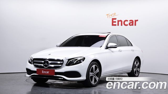 Mercedes-Benz E-Class E220d Avantgarde, 2019