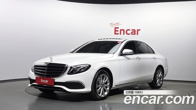 Mercedes-Benz E-Class E220d 4MATIC Exclusive, 2020