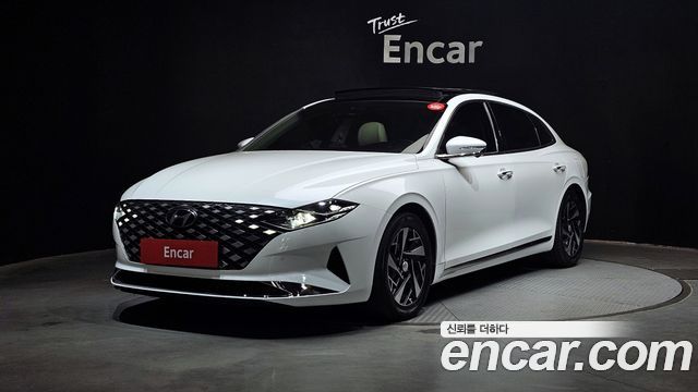 Hyundai Grandeur Le Blanc, 2022