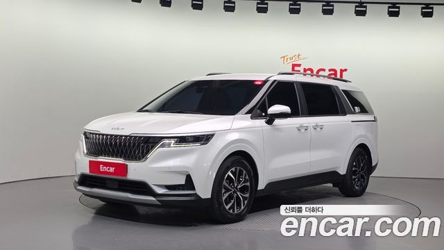 Kia Canival 9-Seater Prestige, 2023