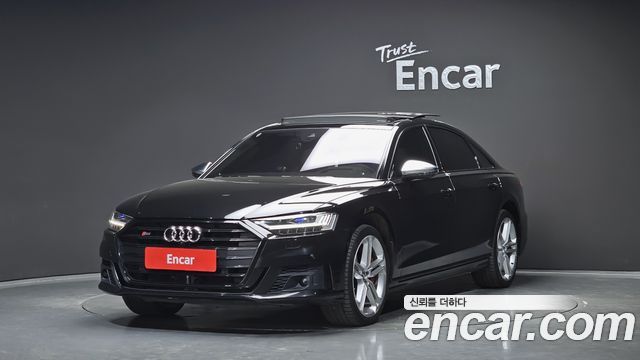 Audi S8 4.0 TFSI Quattro LWB, 2020