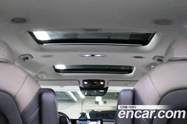 Kia Canival 9-Seater Noblesse, 2024