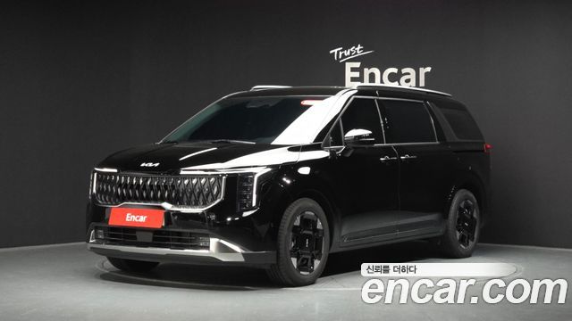 Kia Canival Diesel 7-Seater Outdoor, 2024