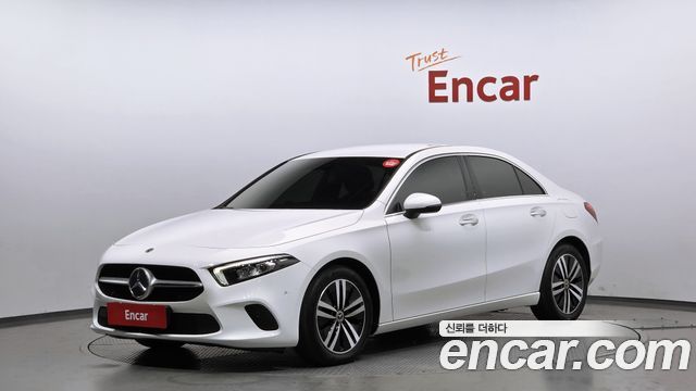 Mercedes-Benz A-Class A220 Sedan, 2021