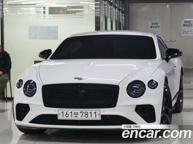 Bentley Continental 4.0 GTS, 2023
