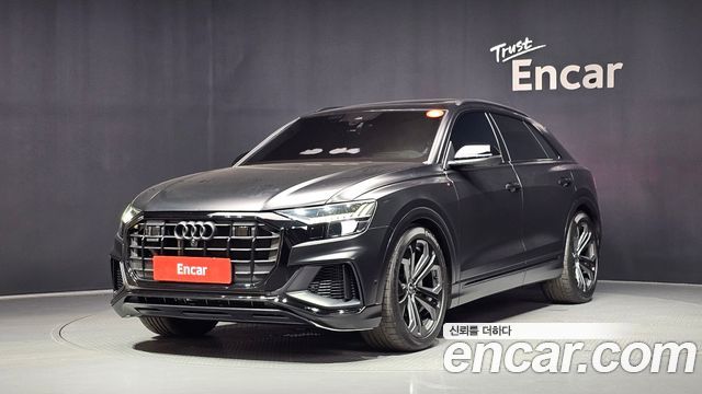 Audi Q8 55 TFSI Quattro Premium, 2023