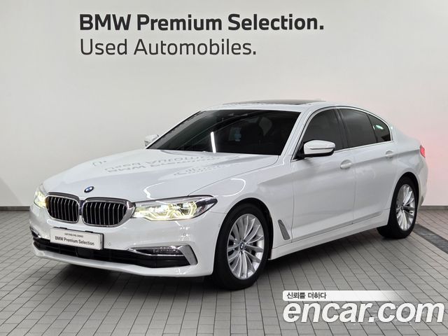 BMW 5-Series 530i Luxury Plus, 2019