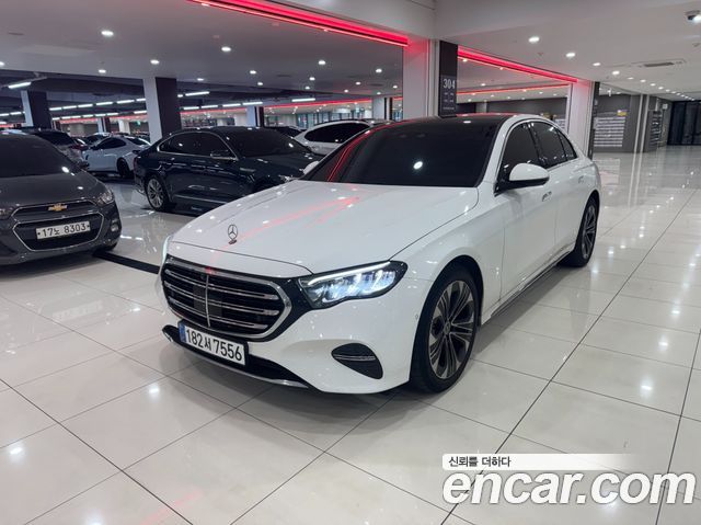 Mercedes-Benz E-Class E220d 4MATIC Exclusive, 2024