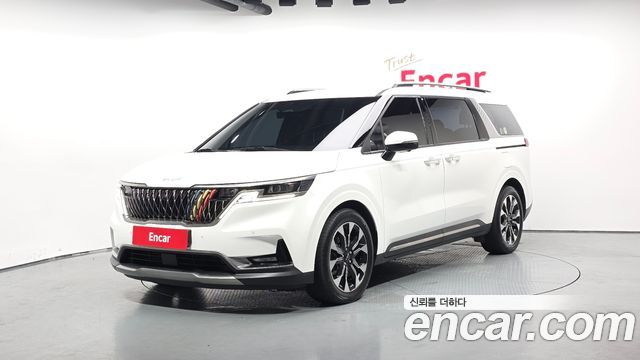 Kia Canival 9-Seater Signature, 2022