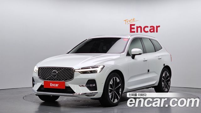 Volvo XC60 B5 Ultra Bright Air Sus, 2025