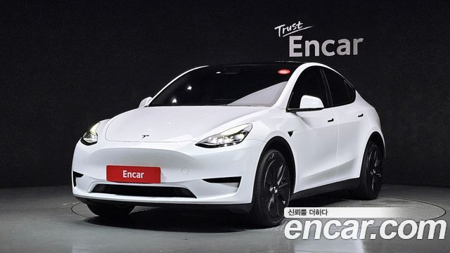Tesla Model Y RWD, 2023