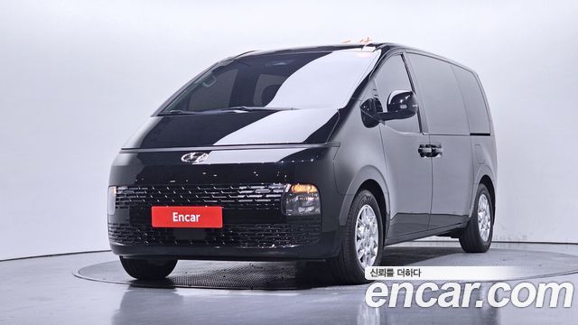 Hyundai Staria Tourer 11-Seater, 2022