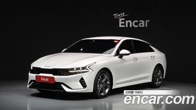 Kia K5 Signature, 2023