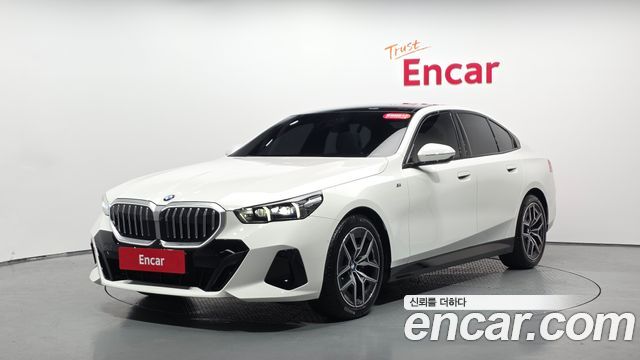 BMW 5-Series 520i M Sport, 2025