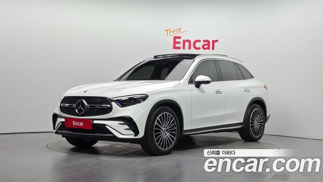 Mercedes-Benz GLC-Class GLC300 4MATIC AMG Line, 2023