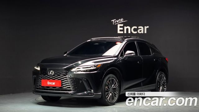 Lexus RX Luxury, 2023