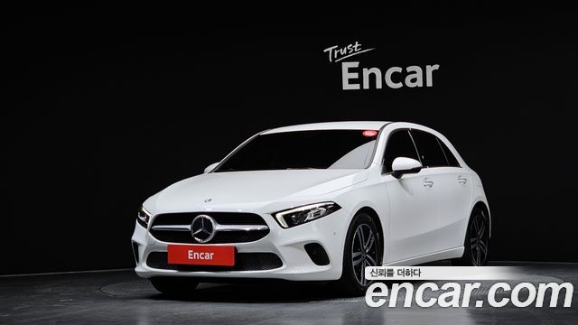 Mercedes-Benz A-Class A220 Hatchback, 2021