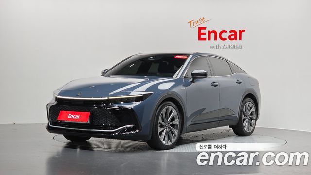 Toyota Crown 2.5 4WD Hybrid, 2025