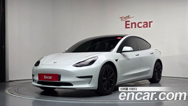 Tesla Model 3 Long Range AWD, 2022