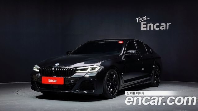 BMW 5-Series 520i M Sport, 2021