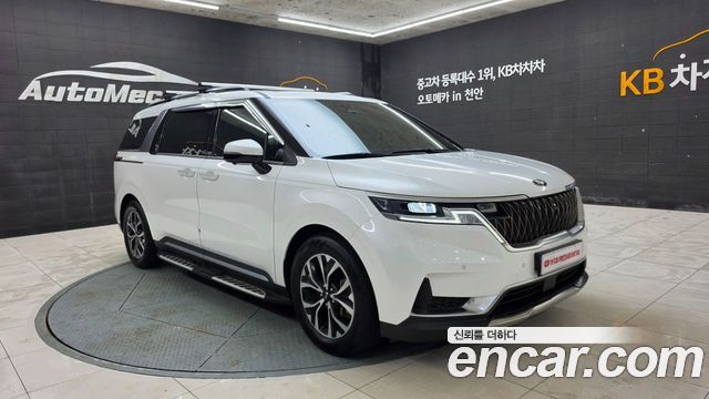 Kia Canival Diesel 9-Seater Signature, 2021