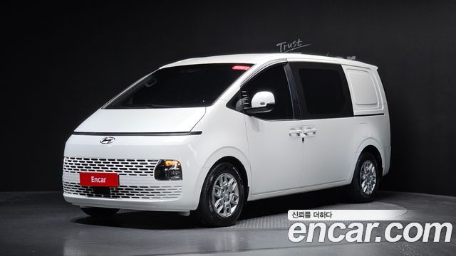 Hyundai Staria Cargo 5-Seater, 2022