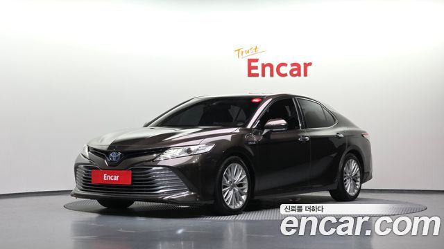 Toyota Camry 2.5 XLE Hybrid, 2018