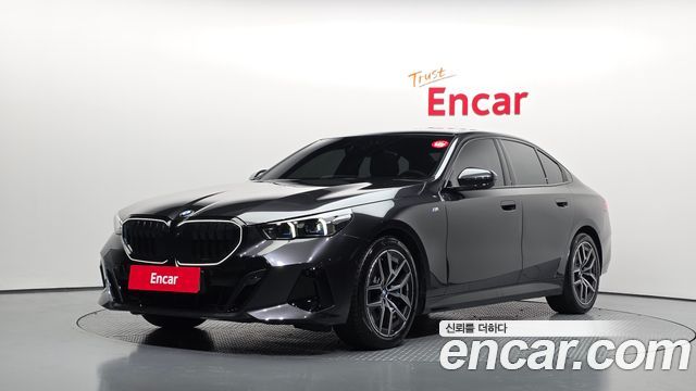 BMW 5-Series 520i M Sport, 2025