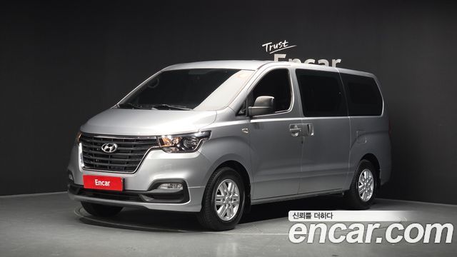 Hyundai Starex Van 5-Seater, 2020