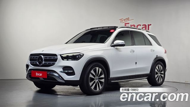 Mercedes-Benz GLE-Class GLE300d 4MATIC, 2023