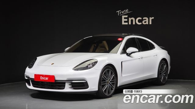 Porsche Panamera 3.0 AWD, 2020