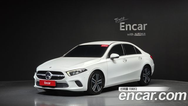 Mercedes-Benz A-Class A200d Sedan, 2021