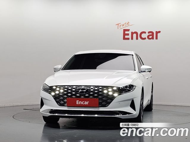 Hyundai Grandeur Le Blanc, 2022