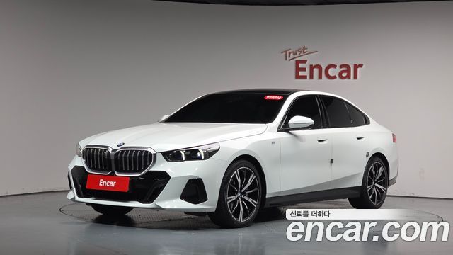 BMW 5-Series 530i xDrive M Sport, 2025