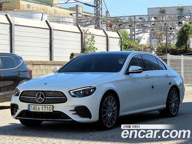 Mercedes-Benz E-Class E350 4MATIC AMG Line, 2022