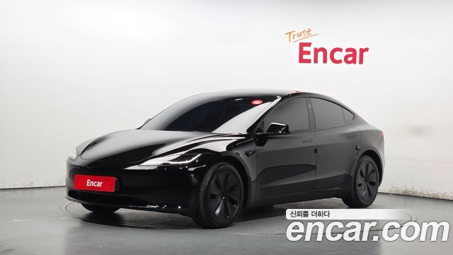 Tesla Model 3 RWD, 2025