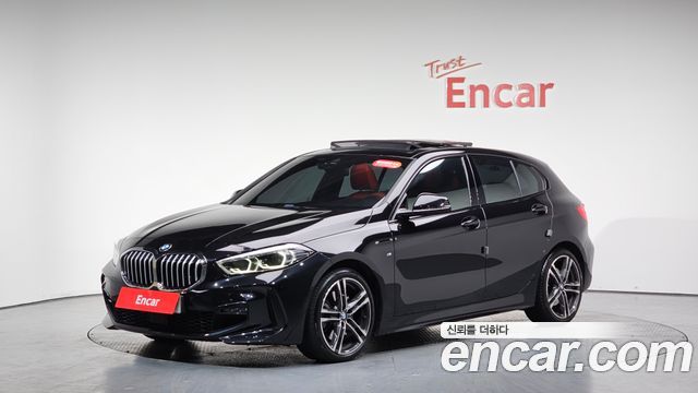 BMW 1-Series 120i M Sports, 2021