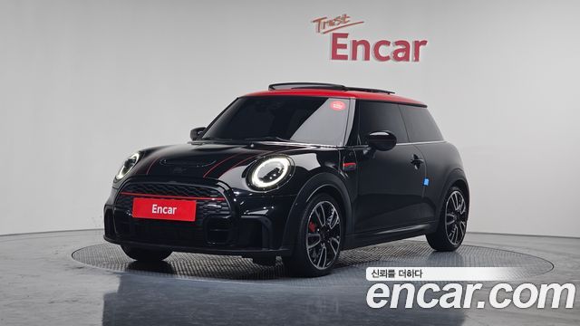 Mini Cooper JCW, 2022