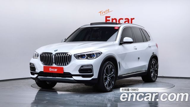 BMW X5 xDrive 40i xLine, 2021