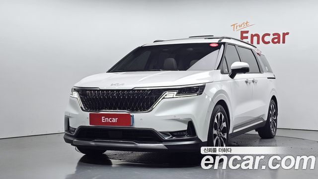 Kia Canival 7-Seater Signature, 2023