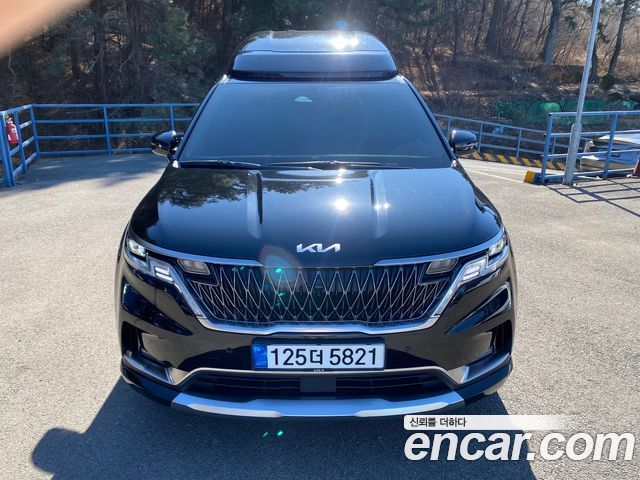 Kia Canival Gasoline 4-Seater Hi-Limousine, 2022