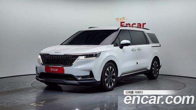 Kia Canival 9-Seater Signature, 2023