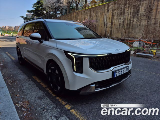 Kia Canival 9-Seater Noblesse, 2024