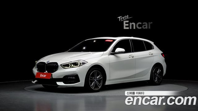 BMW 1-Series 120i Sports, 2021
