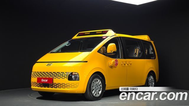 Hyundai Staria L3.5 Kinder Safety Car, 2024