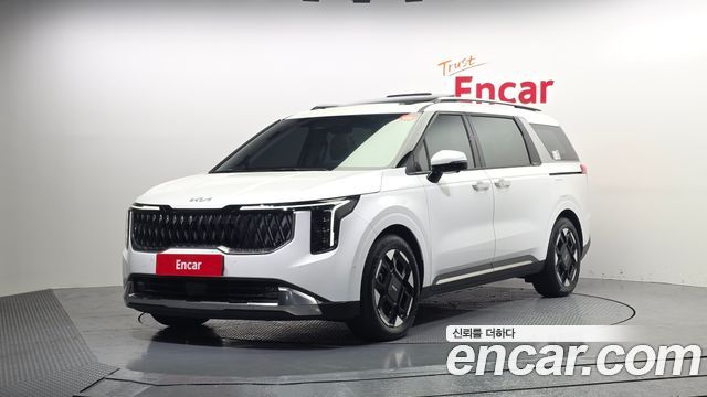 Kia Canival Gasoline 9-Seater Signature, 2024