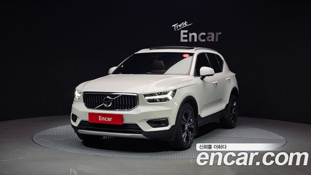 Volvo XC40 B4 Inscription, 2021
