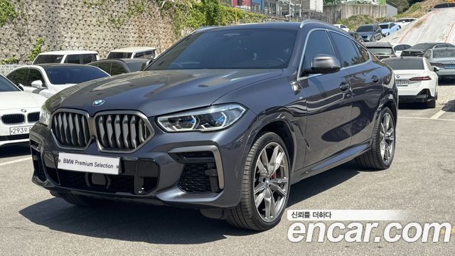 BMW X6 M50i, 2022